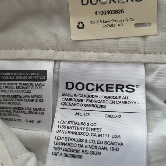 Dockers Men's size 42 khaki colored shorts new - Picture 3 of 6